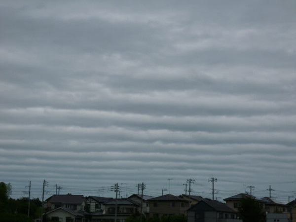 波紋形地震雲の画像