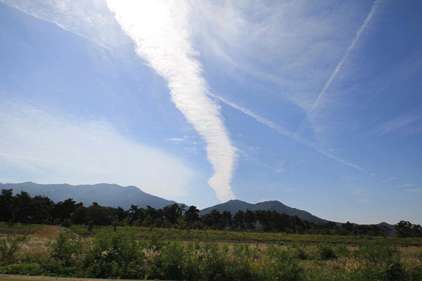 帯状形地震雲の画像