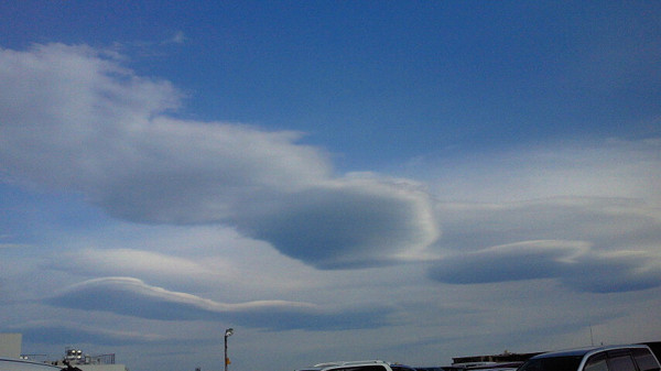 鞘豆形地震雲の画像