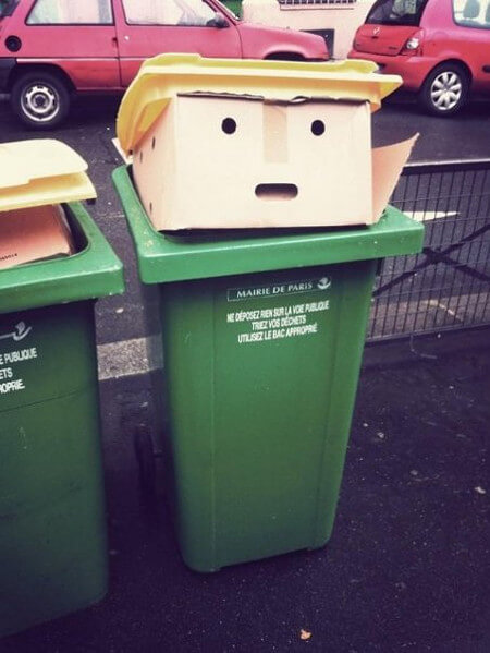 トランプ大統領そっくりなゴミ箱