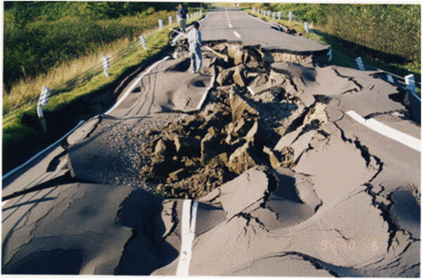 北海道東方沖地震の被害状況