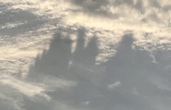 空中都市の投稿画像の拡大