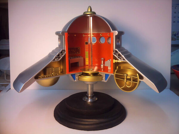 アダムスキー型UFOの画像