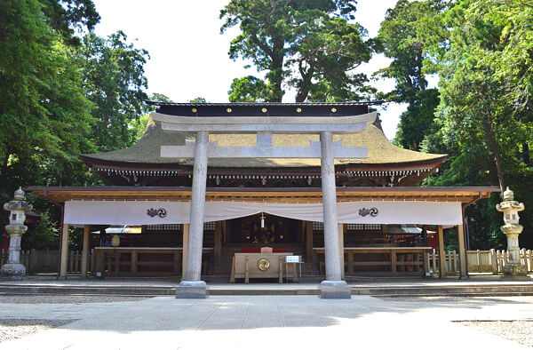 鹿島神宮 拝殿の写真