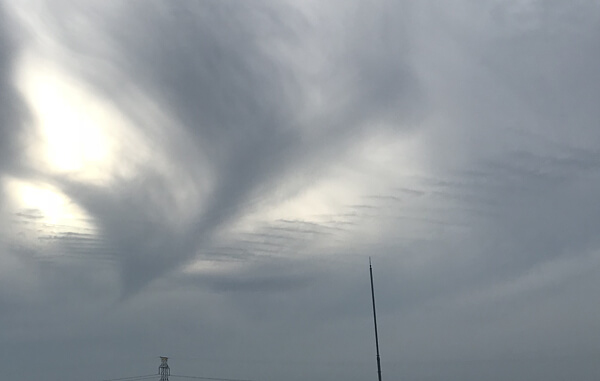 地震雲の投稿写真