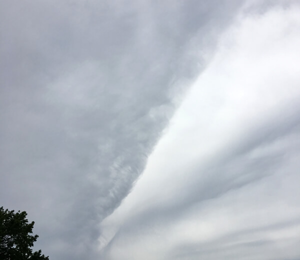 地震雲の投稿写真