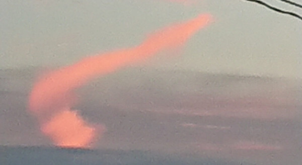 地震雲の投稿写真