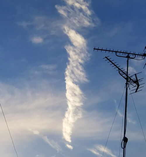地震雲の投稿写真