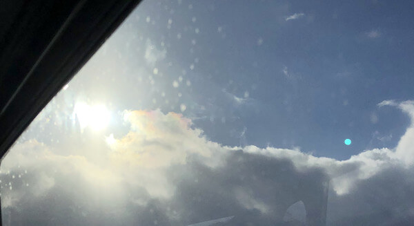 2019年1月1日北海道上空に現われた「虹色のライオン」のような雲