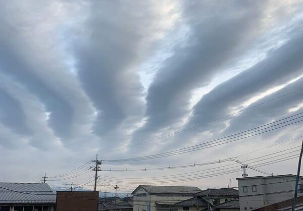 地震雲の投稿写真