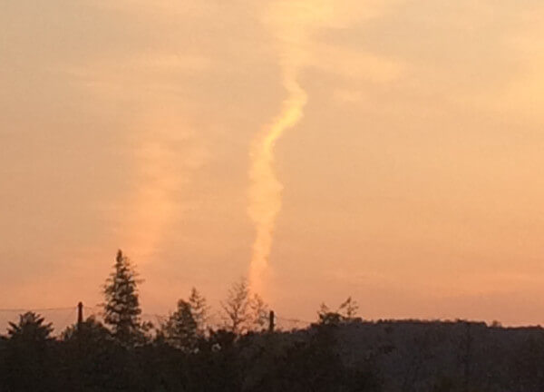 地震雲の投稿写真