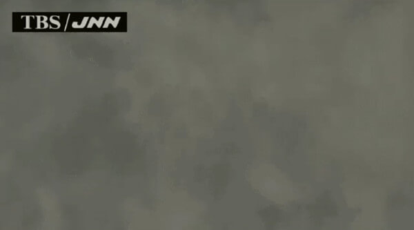 大量の濃い水蒸気の映像