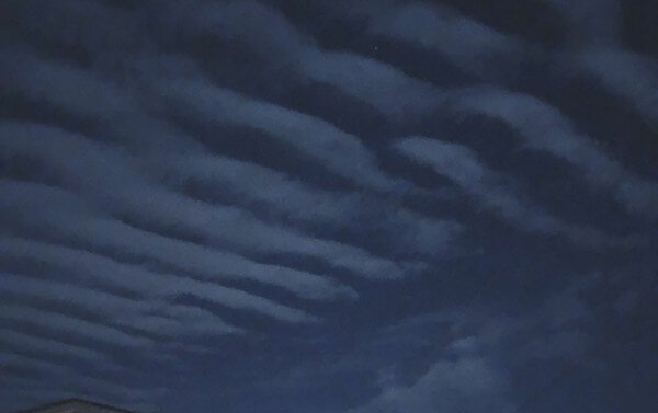 地震雲の投稿写真