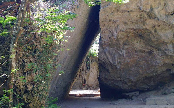 御嶽(三庫理)の写真