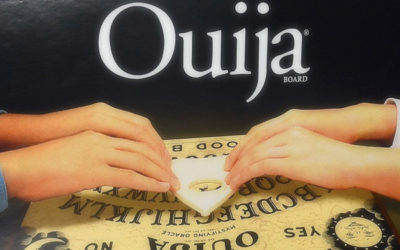 ウジャボードの写真