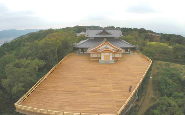 将軍塚青龍殿の写真