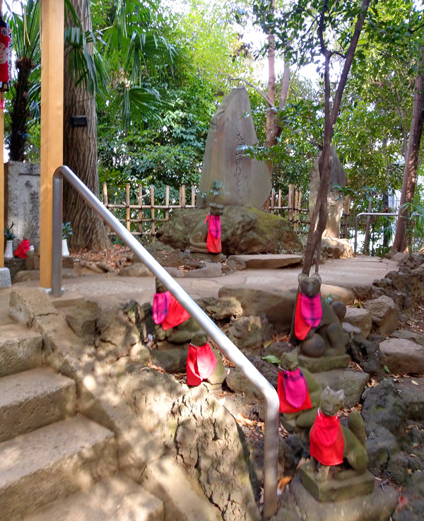 出世稲荷神社の写真