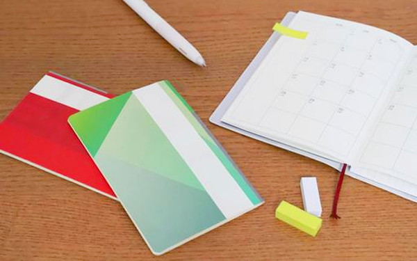 銀行通帳の写真