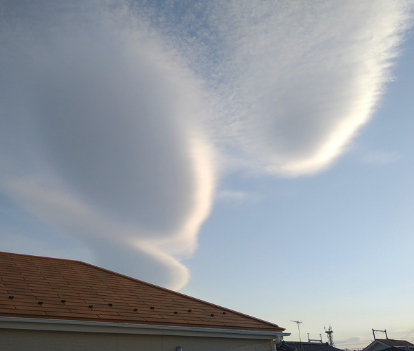 地震雲の投稿写真