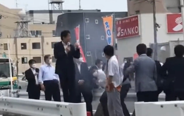 安倍元総理 銃撃事件の画像