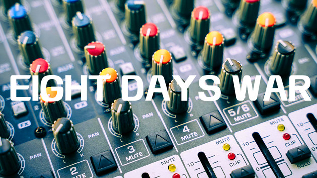 EIGHT DAYS WARの画像