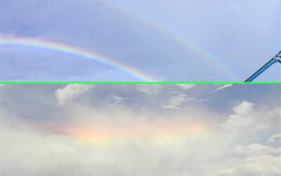 ダブルレインボーと彩雲の写真