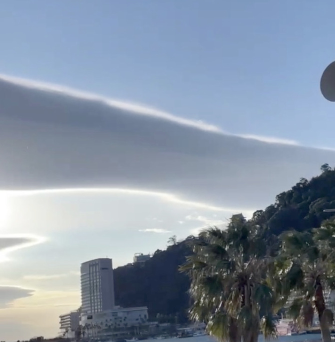 地震雲の投稿写真