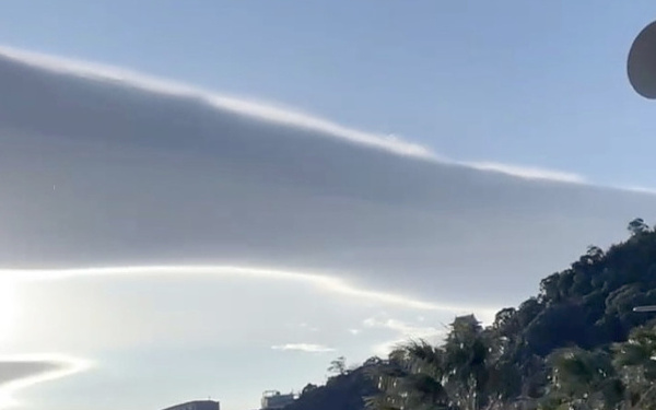 地震雲の投稿写真