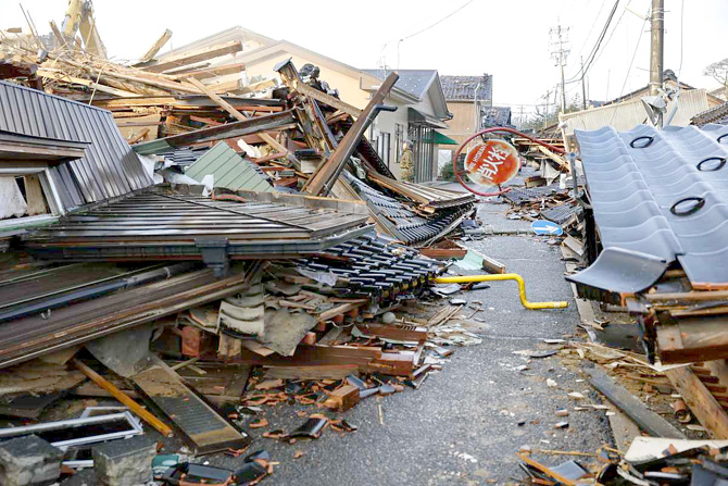 令和6年能登半島地震(M7.6 最大震度7)のニュース画像